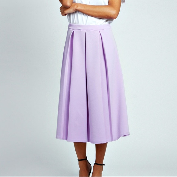 Boohoo Dresses & Skirts - NWT BOOHOO Lavender Midi Skater Skirt